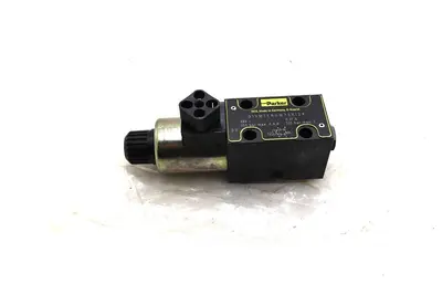 IN BOX PARKER VALVE 1VW1ENUW75X129 98 V 0.31 A #L-598
