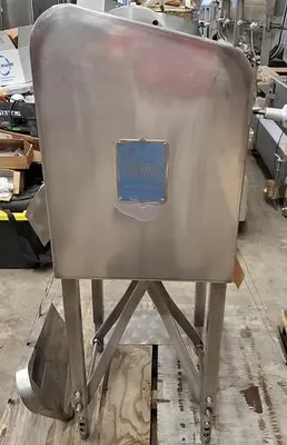 USED A.K. ROBINS 82