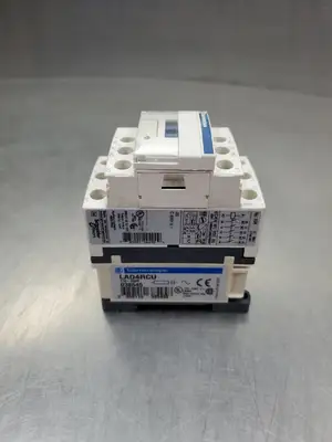 USED Telemecanique CAD50 Control Relay Contactor, 10A, 690V, 50/60HZ
