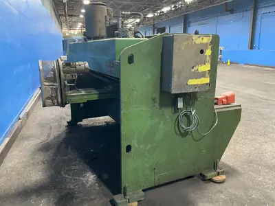 Used 1994 ACCURPRESS INC 62508 Power Squaring Shears (Inch) Ohio US | HGR 24 #1291913