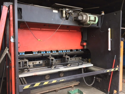 USED 1997 AMADA HFB1253