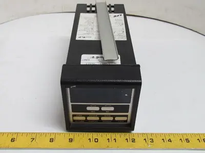 LFE 2004 ZB-5600-1000 Mini-Pup Digital Temperature Controller 120V