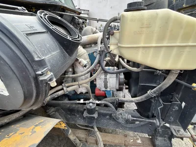 Used 2000 _UNKNOWN_ _UNKNOWN_ Fuel & Lube Trucks Oregon US | KNM Equipment Sales & Service #1363620