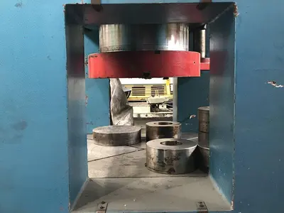 USED HYMAG HDP 1000 TON