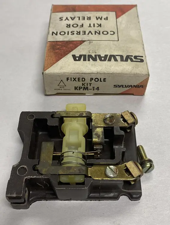 New | in-Stock SYLVANIA KPM-14 Miscellaneous Equipment (Electrical & Power) | Surplus Asset Holdings #1190691
