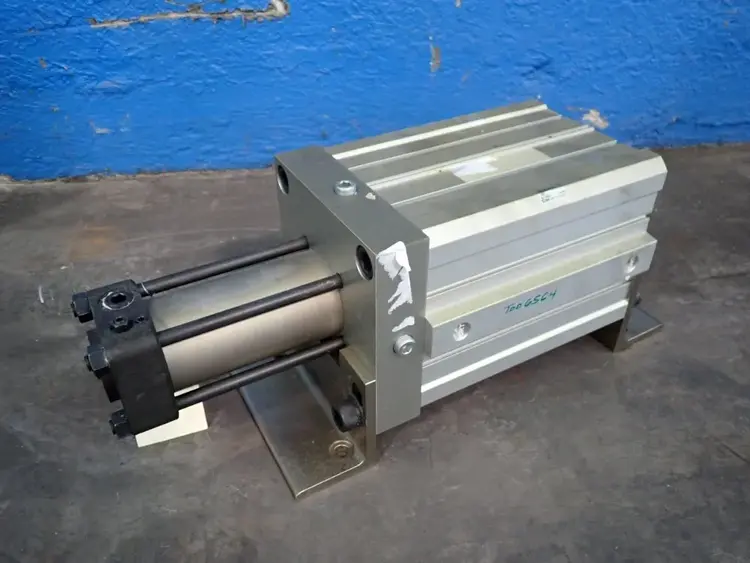 Used SMC CQ2L160P3270150 Cylinders | HGR 24 #731316