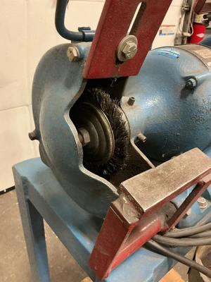 Used Atlas _UNKNOWN_ Pedestal Type Grinders (Double End) Ohio US | Equipment Recovery Corp. #1331821