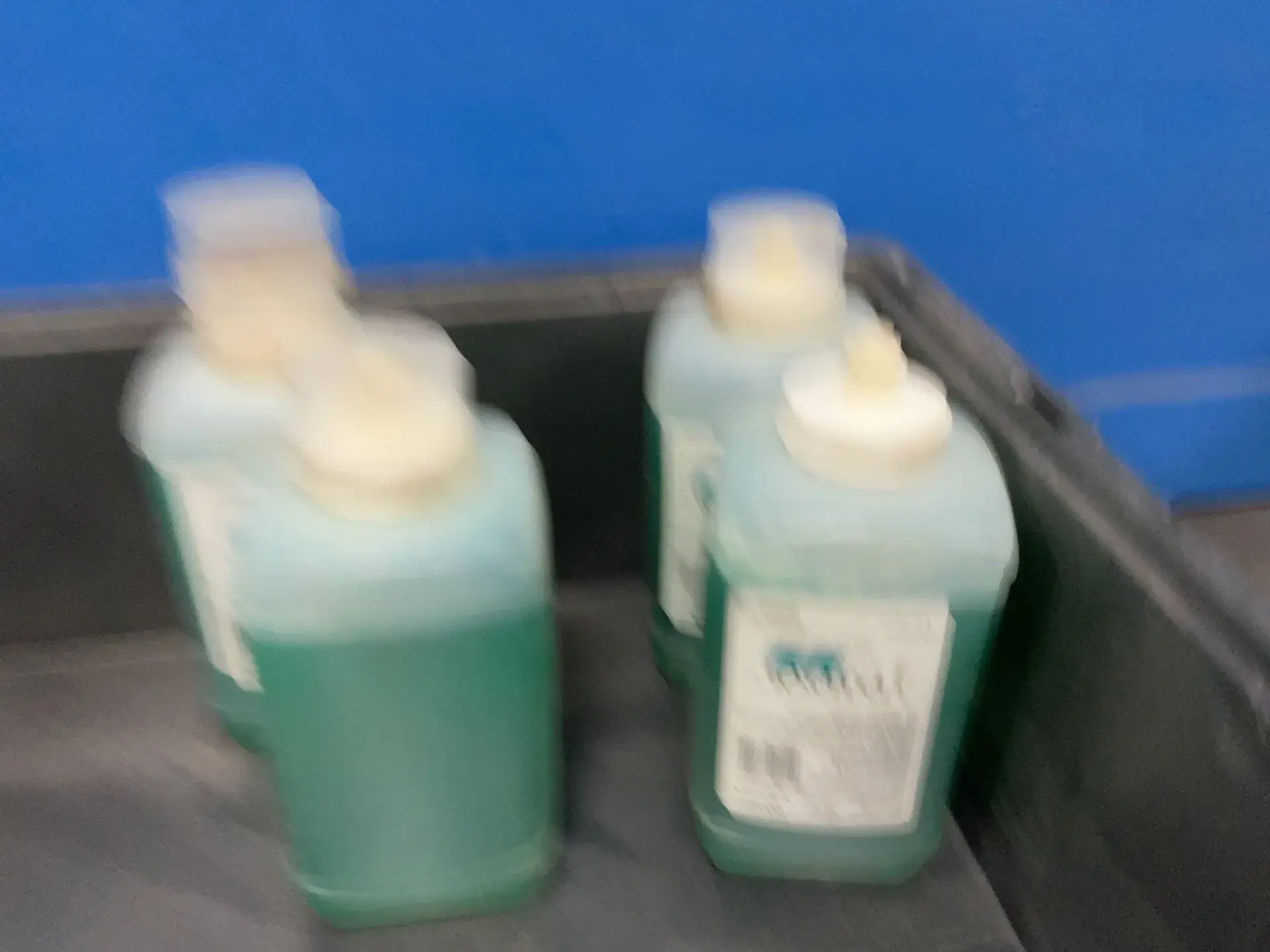 Used STOKO _UNKNOWN_ Hand Washing and Sanitizing Ohio US | HGR 24 #1326187