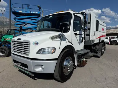 Used 2021 FREIGHTLINER M2 Street Sweeper Utah US | Global Remarketing #1285982