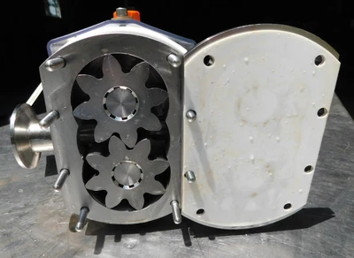 USED IBEX GEAR PUMP 601A