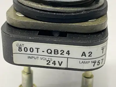 USED ALLEN-BRADLEY SER T ILLUMINATED PUSH BUTTON 30MM RED 24V
