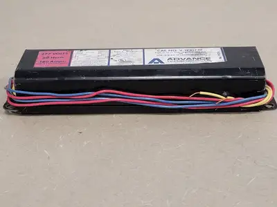 USED ADVANCE TRANFORMER CO V-2P817-TP