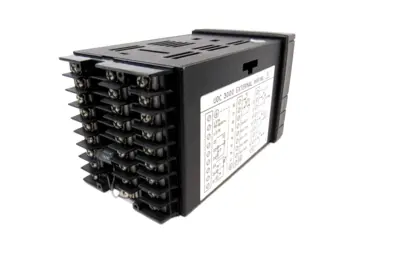 USED HONEYWELL DC300E-E-000-20-0000-0 TEMPERATURE CONTROLLER UDC3000