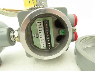 SOR 592E1-TC41-P7-C7A Temperature Switch 125VAC 0-400 °F XP Hazardous Location