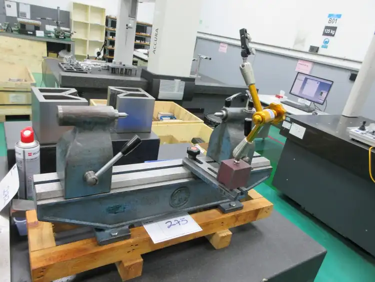 Used _UNKNOWN_ _UNKNOWN_ Bench Centers TW | Apex Group #1551267