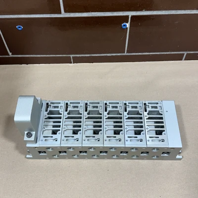 NEW SMC VV5FS4-10-061-03-CD