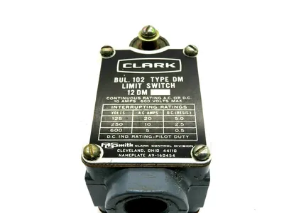 NEW JOSLYN CLARK 12DM LIMIT SWITCH 600V