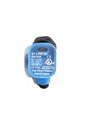 LOT OF 3 NEW SICK ET3-P5728 PROXIMITY SENSOR ET3P5728
