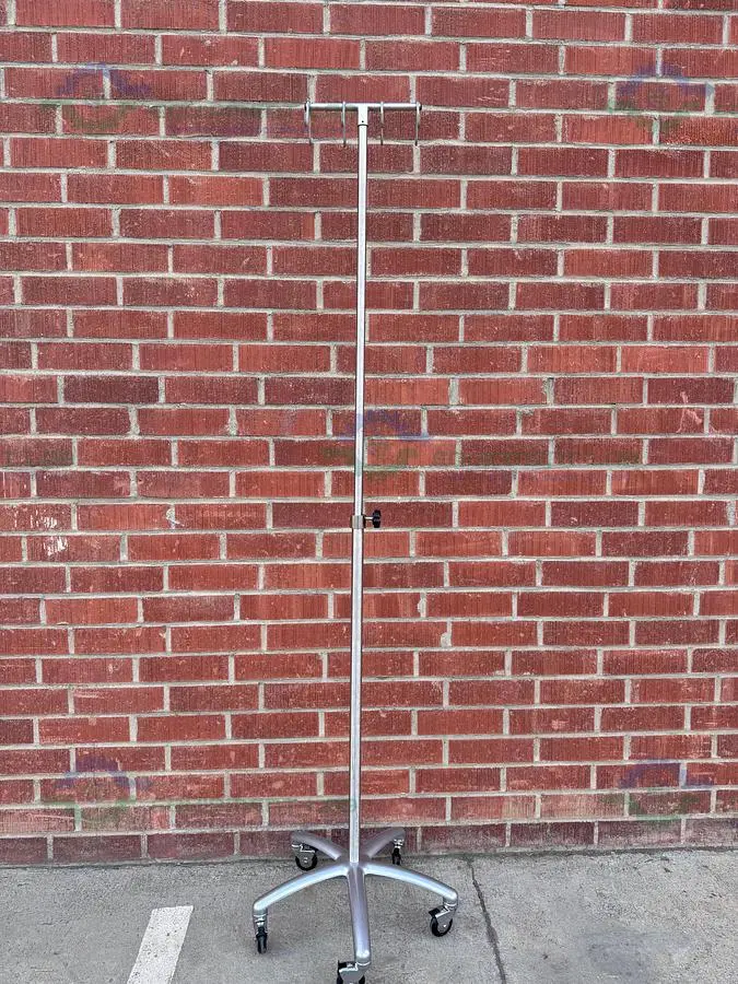 USED CENTICARE CORP C-IV-1000D-8  8 HOOK IV POLE,  SUPPORT UP TO 200 LBS