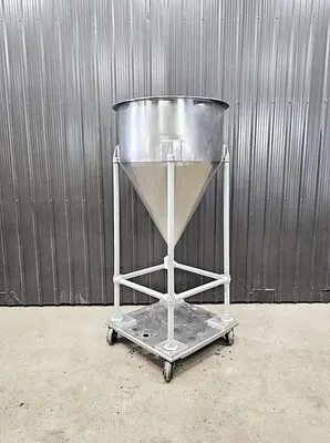 Used 125 Gallon Tank, 304 Stainless Steel