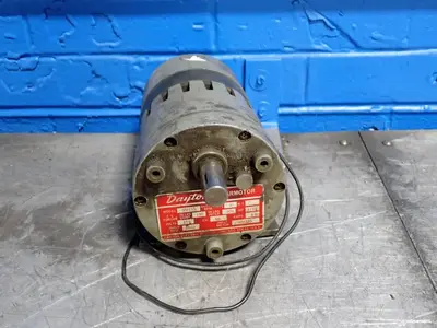 USED DAYTON 3M135