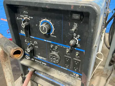 Used MILLER BOBCAT 225G PLUS Welding Machinery (Other) Ohio US | HGR 24 #1266281