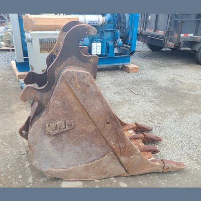 WBM 32in Wide Digging Bucket