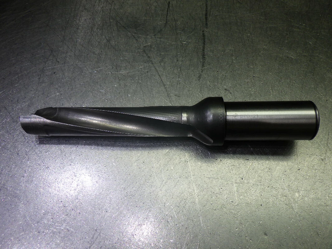 Sandvik 21-21.99mm Coolant Thru Indexable Drill 1" Shank 870-2100-21LX1-5 (LOC2456)