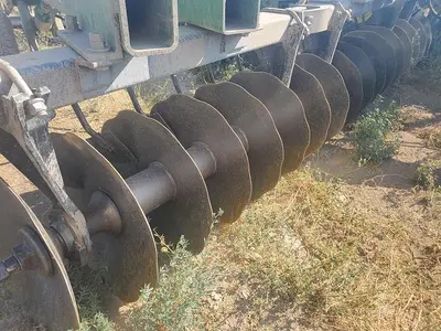 USED JOHN DEERE 650