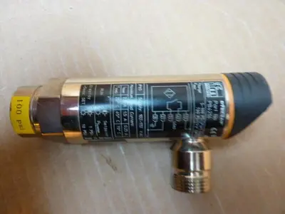 NEW EFECTOR PB4214