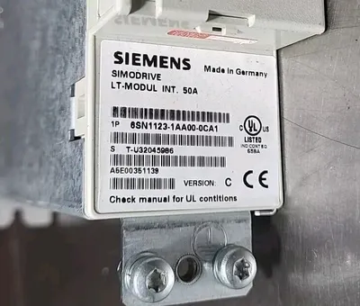 Siemens 6SN1118-0DM33-0AA0 / 6SN1123-1AA00-0CA1 Power Suplly Loc1C33