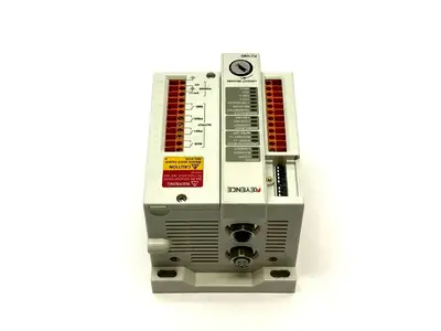 USED KEYENCE EXPANDABLE AREA SENSOR CONTROLLER