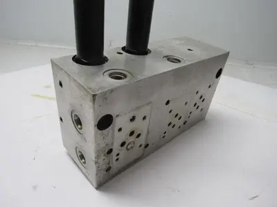 PARKER HYDRAULIC HFC32 387 LA Valve Manifold Body Takeoff Seiki HT20S 2
