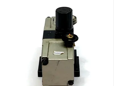USED SMC BOOSTER REGULATOR 1/4" NPT