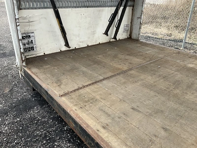 USED SUPREME CURTAINSIDE TRUCK BODY 24’
