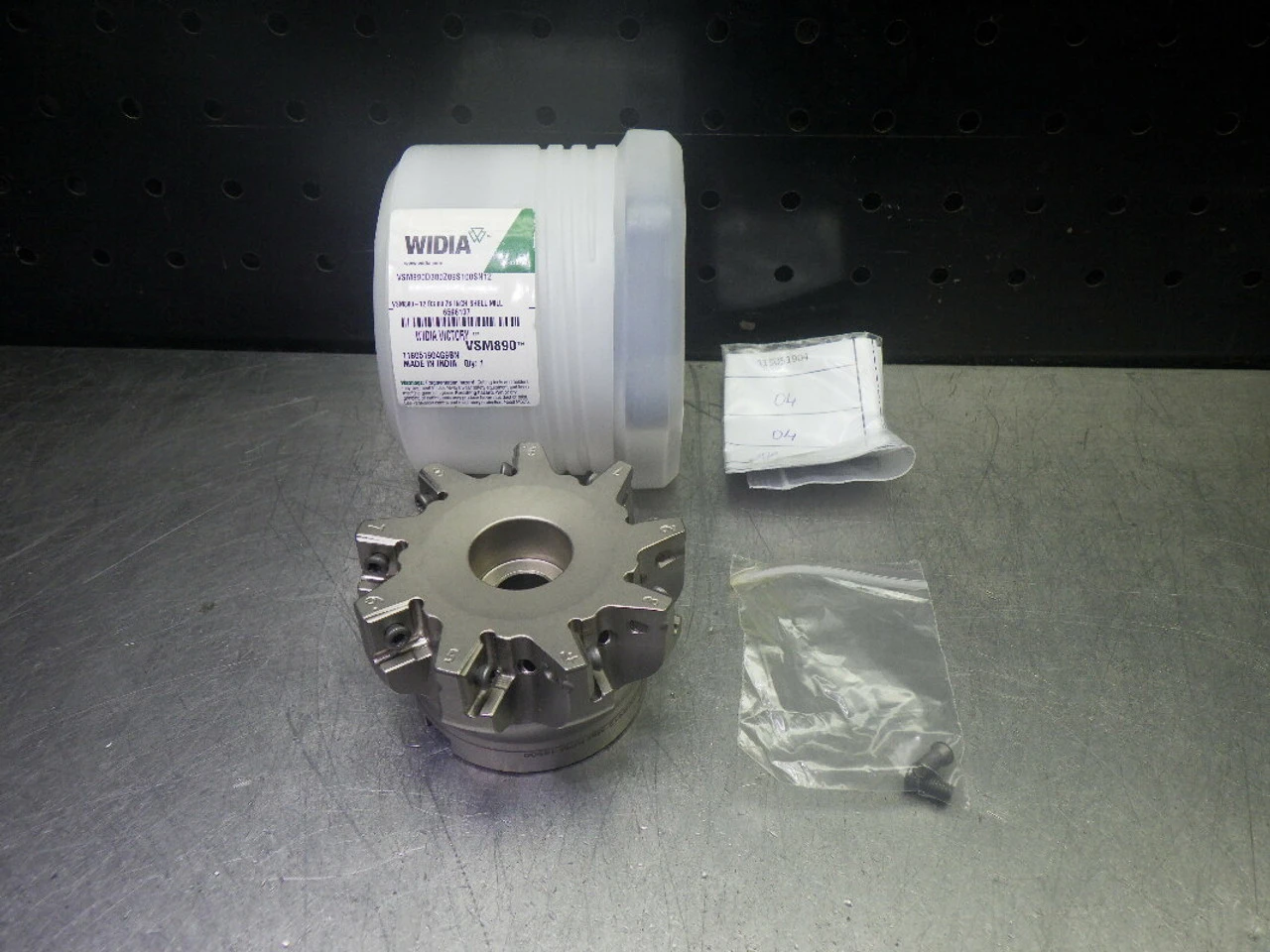 Widia 3" Coolant Thru Indexable Facemill 1" Arbor VSM890D300Z09S100SN12 (LOC877)