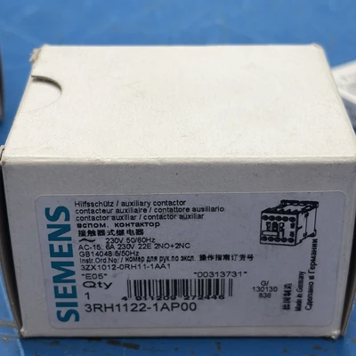 Assorted LOT OF New SIEMENS See Description And Photos For P/N’s
