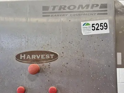 Tromp Egg Wash Applicator