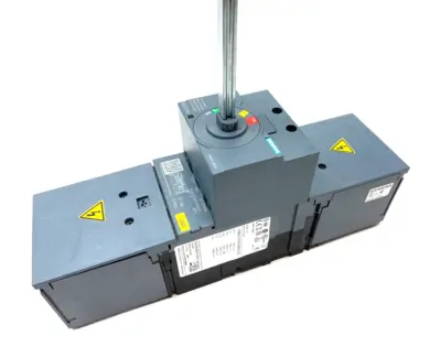 USED SIEMENS LOW-VOLTAGE CIRCUIT BREAKER 3-POLE W/ DOOR MOUNT ROTARY OPERATOR