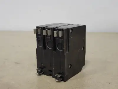 USED SQUARE D QO315