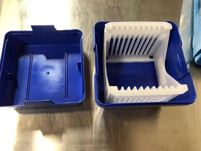 FLUOROWARE E96-60 WAFER CARRIER WITH SLOT HOLDER