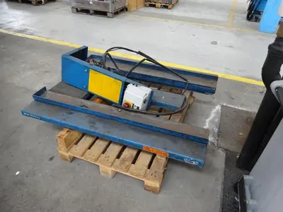 USED HYMO SCISSORLIFT 1 TON