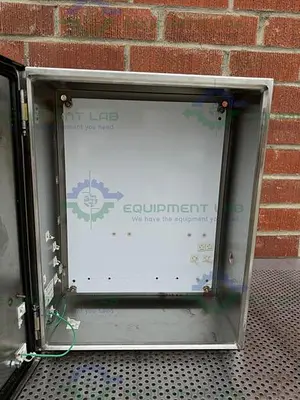 USED MILLIPORE STAINLESS STEEL INDUSTRIAL CONTROL PANEL ENCLOSURE 16" X 20" X 9"