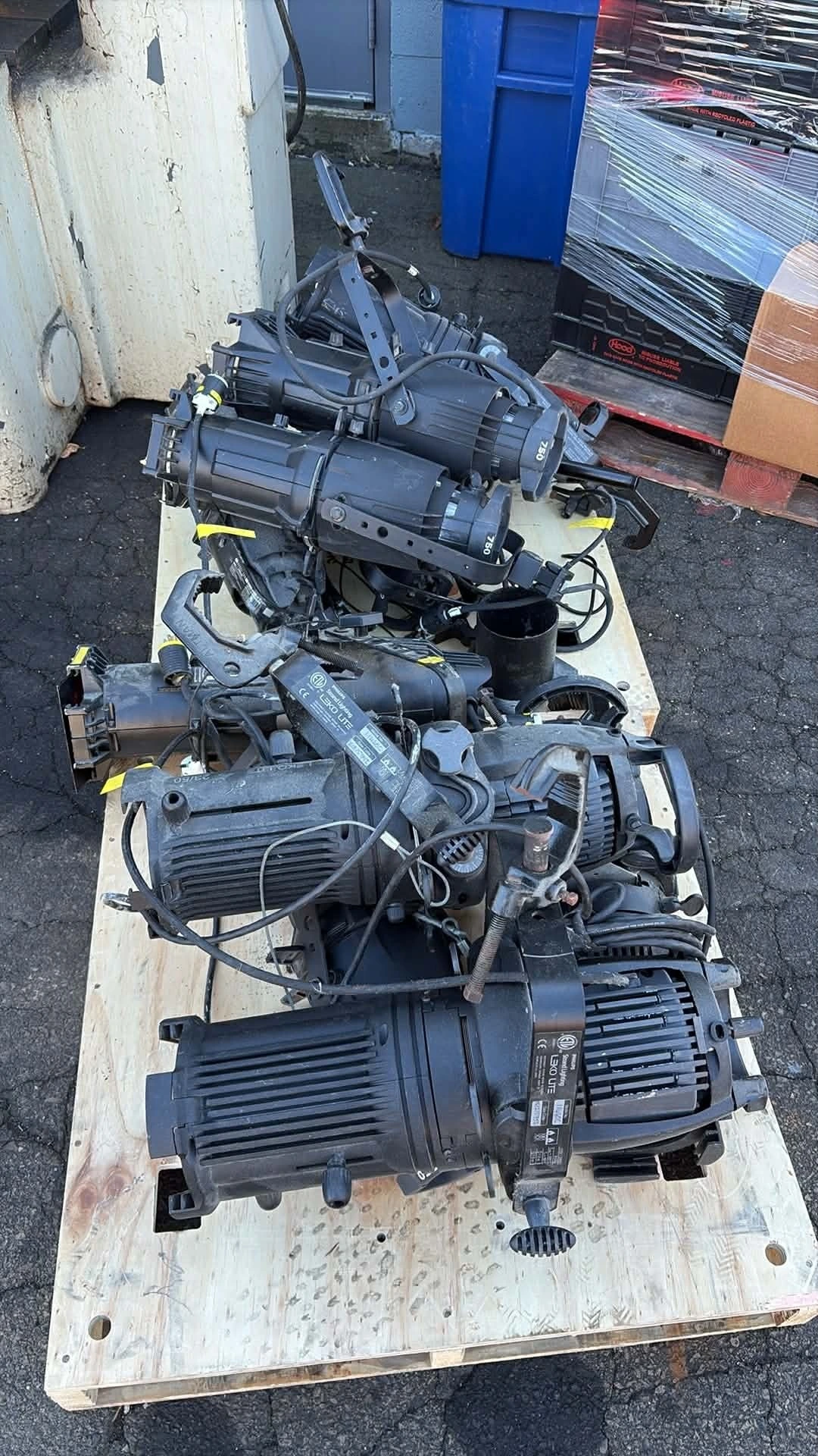 USED Strand Lighting 11440C