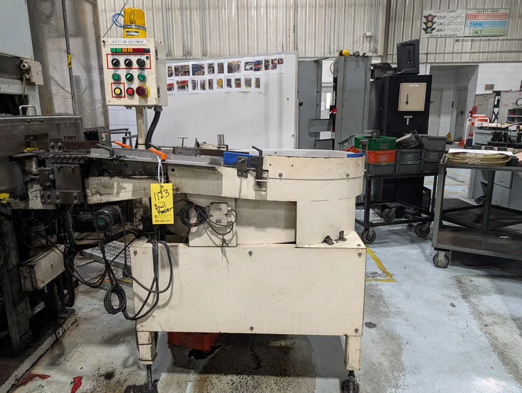 Used _UNKNOWN_ _UNKNOWN_ Vibratory Bowl Feeder Tennessee US | IRS Auction #1123649