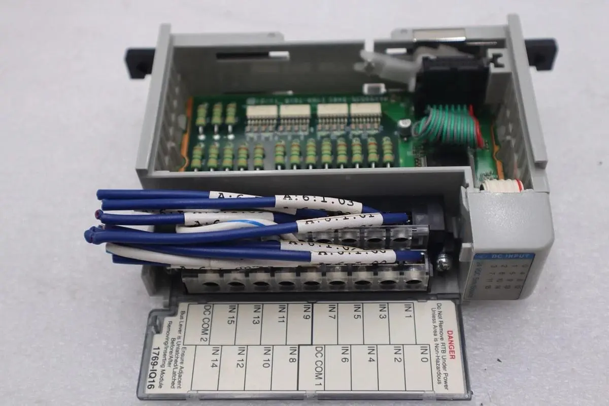 ALLEN-BRADLEY 1769-IQ16 SERIES A  INPUT MODULE STOCK #B-1339