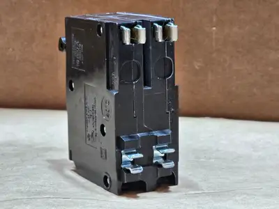 USED SQUARE D QO2125