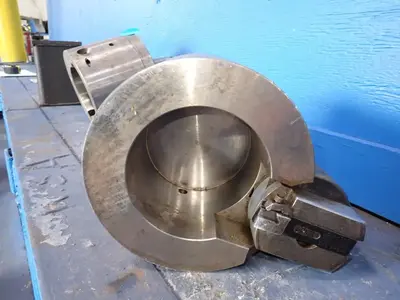 Boring Head