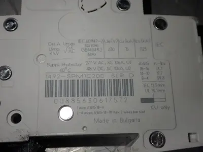 USED ALLEN BRADLEY 1492SPM1C200
