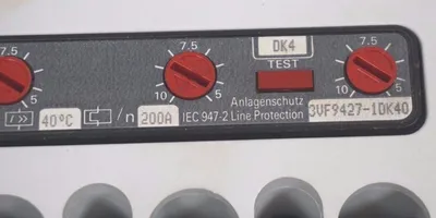NEW SIEMENS 3VF9427-1DK40 CIRCUIT BREAKER 3VF94271DK40